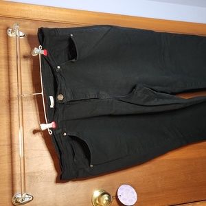 Basic Editions womens 22W 30" inseam black jeans